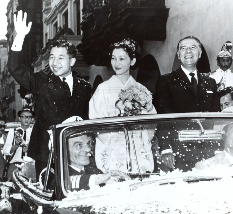 sita-de-akihito-y-esposa-con-el-pdte