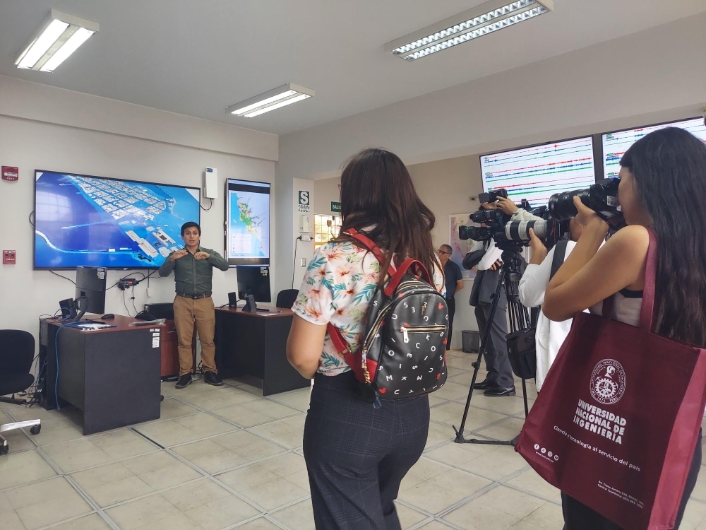 Periodistas son informados sobre la simulación de daños estimados por tsunami en el Callao en caso de que este desastre ocurra