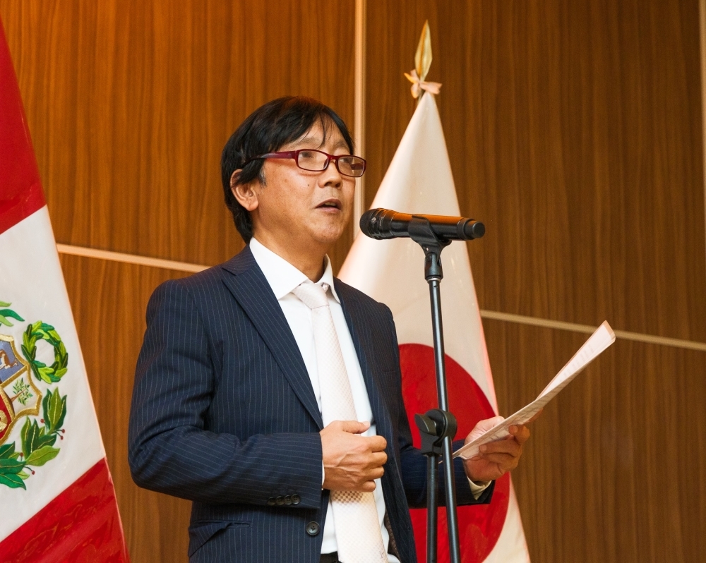 Presidente YAMADA (presidente de Mitsui & Co. Perú) dirigiendo sus palabras de saludo en la Recepción por la Presentación del Nuevo Consejo Directivo de la Cámara de Comercio e Industria Peruano Japonesa para el del año fiscal 2025